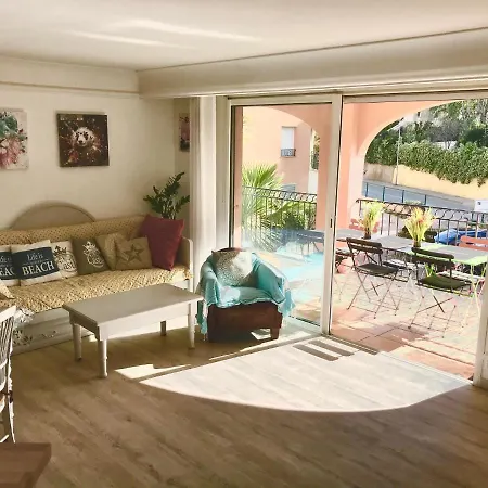 Apartment 4 Etoiles Port Marine
