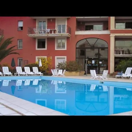 4 Etoiles Port Marine Apartment *